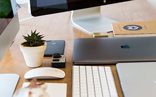 惊天转会落定！科曼空降利雅得联手C罗，3000万欧+2200万年薪引爆足坛！